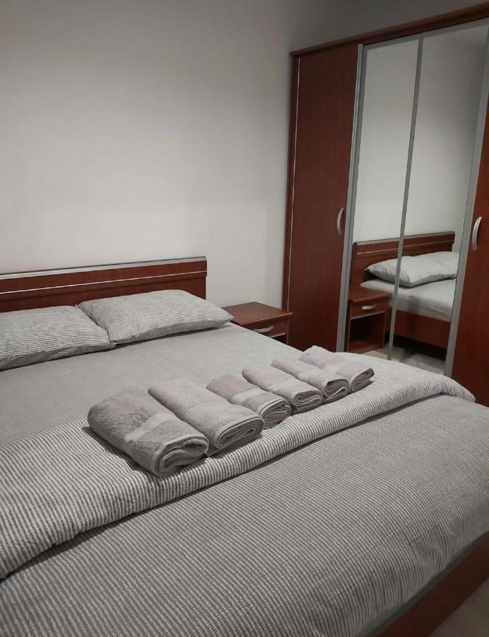 Talina Apartament Oradea Zewnętrze zdjęcie
